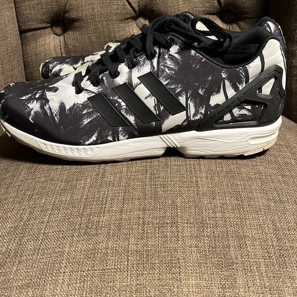 Adidas Torsion Palm Trees Men's Black and White Sneakers size 10 - Picture 5 of 11